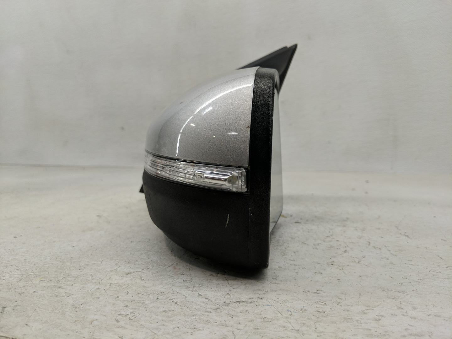 2015-2018 Ford Edge Driver Side View Mirror - Left Door Mirror OEM Used - Oemusedautoparts1.com
