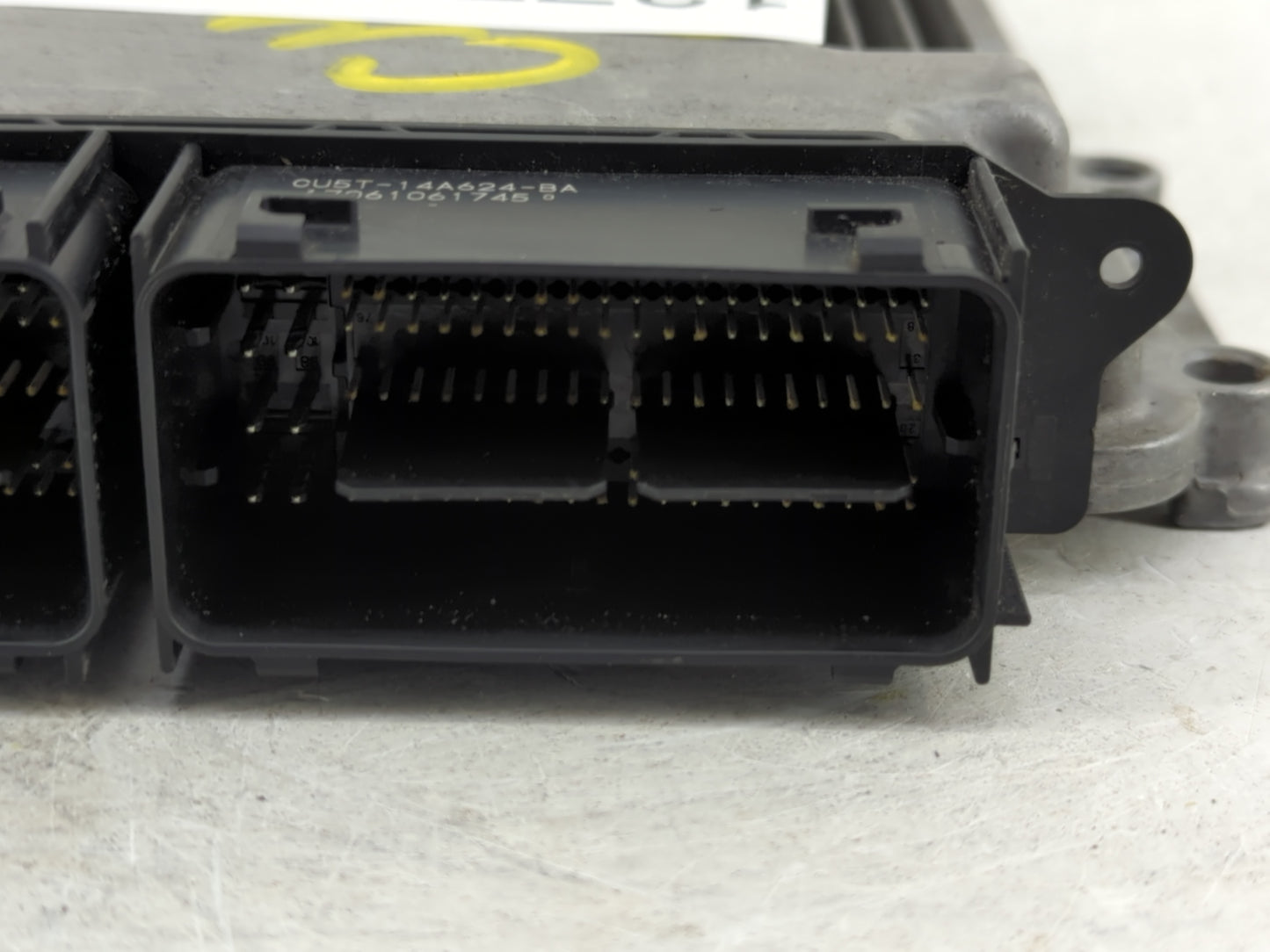 2015-2018 Ford Edge PCM Engine Control Computer ECU ECM PCU OEM P/N:G2GA-12A650-BSA 0 261 S18 672 Fits OEM Used Auto Parts -
