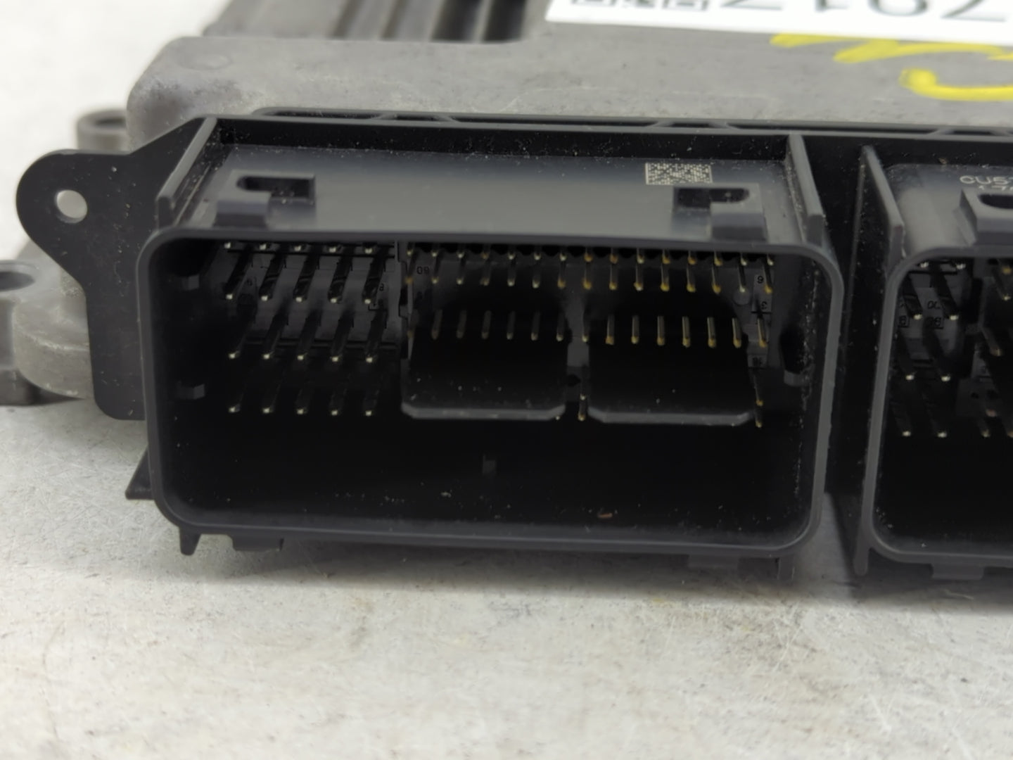 2015-2018 Ford Edge PCM Engine Control Computer ECU ECM PCU OEM P/N:G2GA-12A650-BSA 0 261 S18 672 Fits OEM Used Auto Parts -