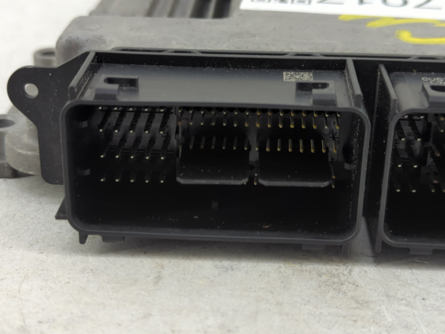 2015-2018 Ford Edge PCM Engine Control Computer ECU ECM PCU OEM P/N:G2GA-12A650-BSA 0 261 S18 672 Fits OEM Used Auto Parts -