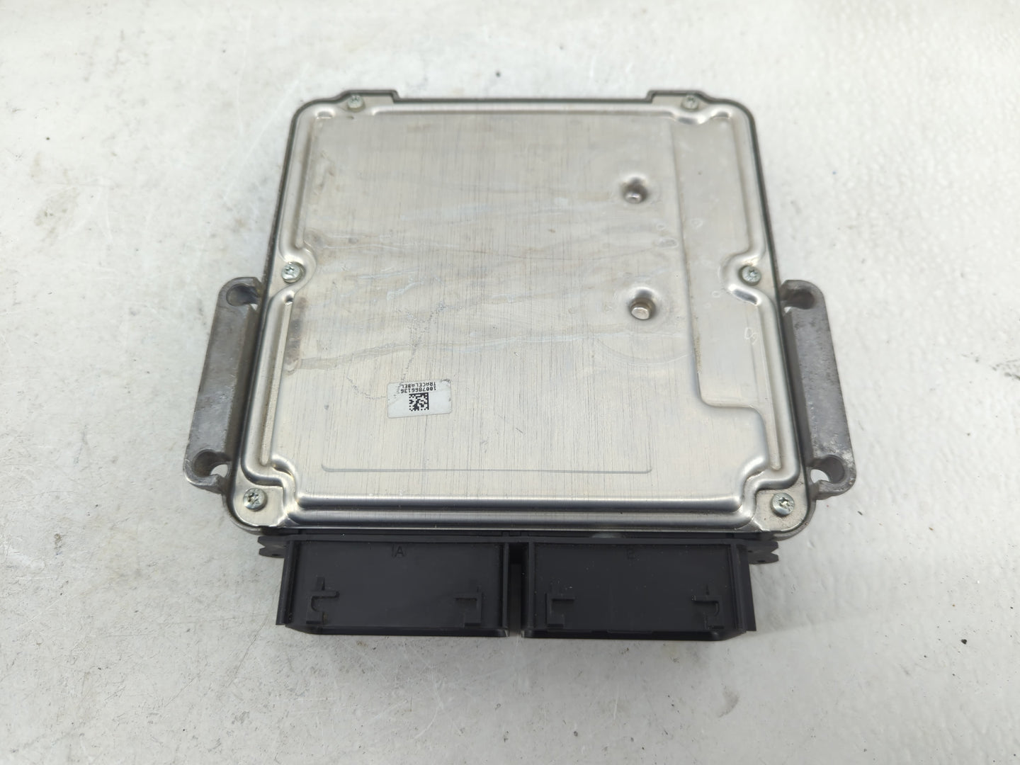 2015-2018 Ford Edge PCM Engine Control Computer ECU ECM PCU OEM P/N:G2GA-12A650-BSA 0 261 S18 672 Fits OEM Used Auto Parts -