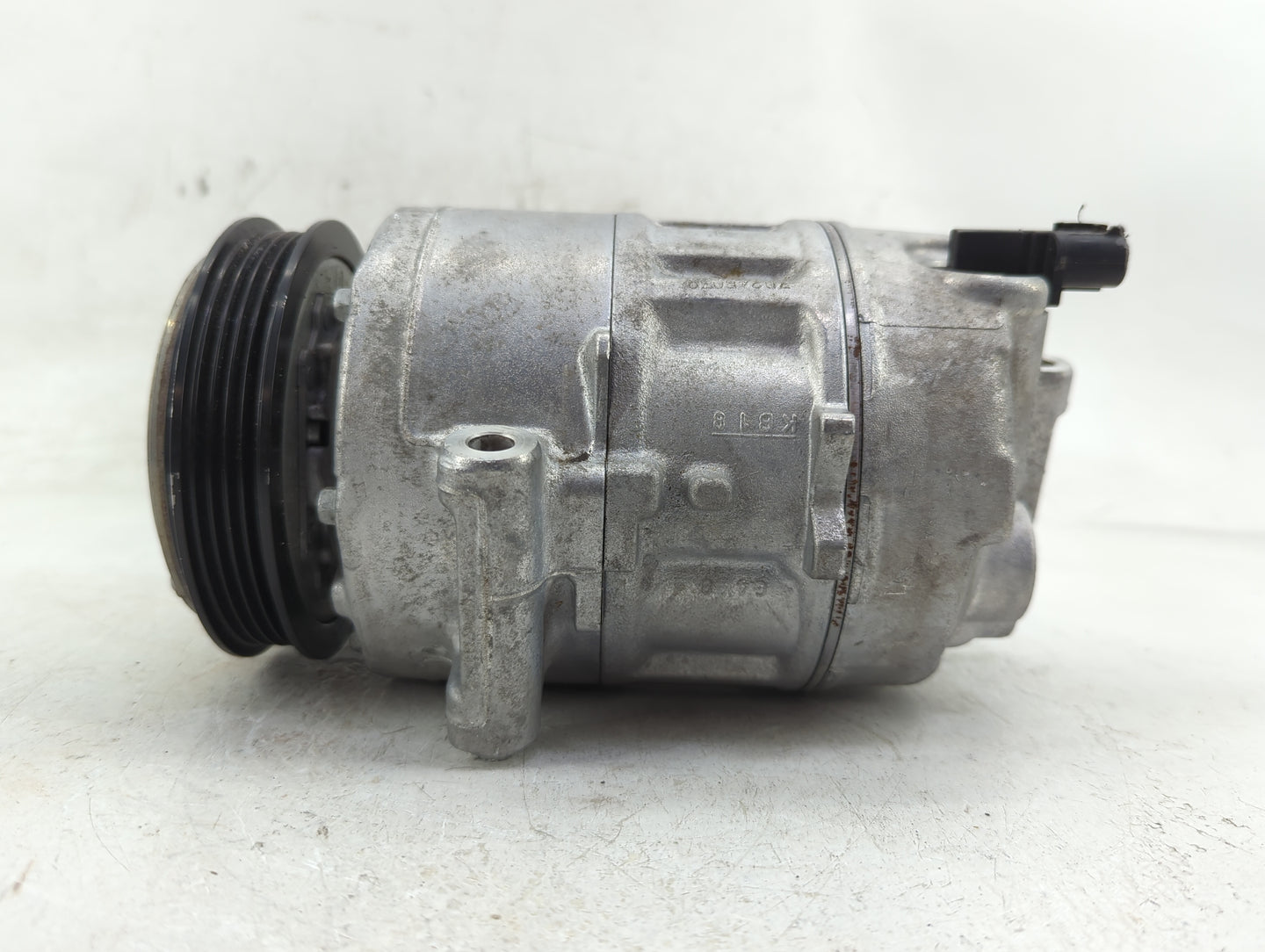 2015-2018 Ford Edge Air Conditioning A/c Ac Compressor Oem - Oemusedautoparts1.com