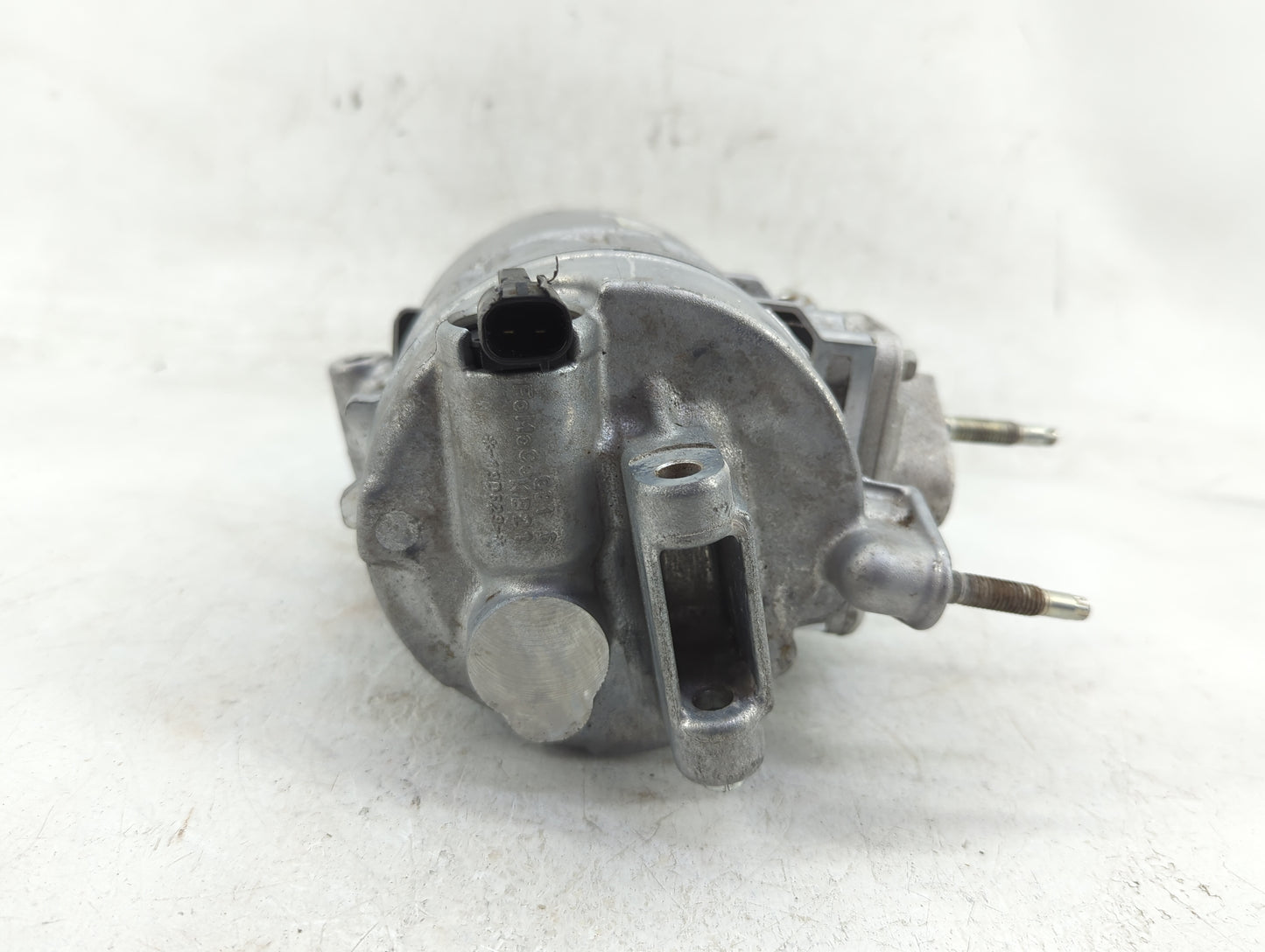 2015-2018 Ford Edge Air Conditioning A/c Ac Compressor Oem - Oemusedautoparts1.com
