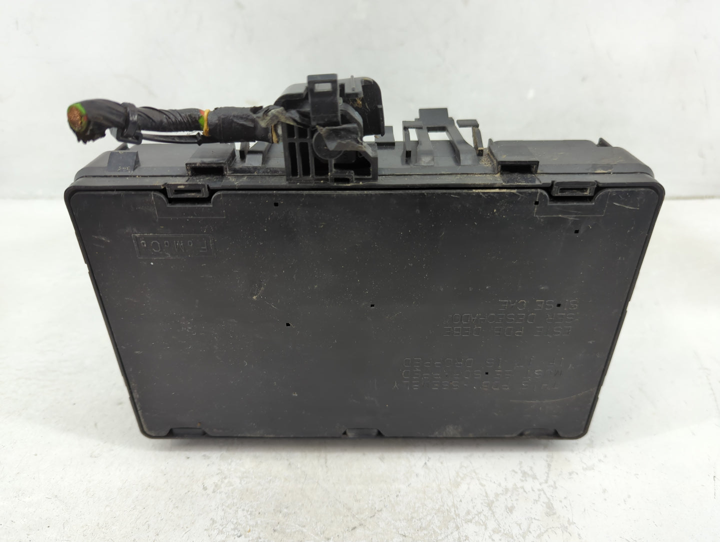 2015-2018 Ford Edge Fusebox Fuse Box Panel Relay Module P/N:G2GT14A075AA Fits Fits 2015 2016 2017 2018 OEM Used Auto Parts -