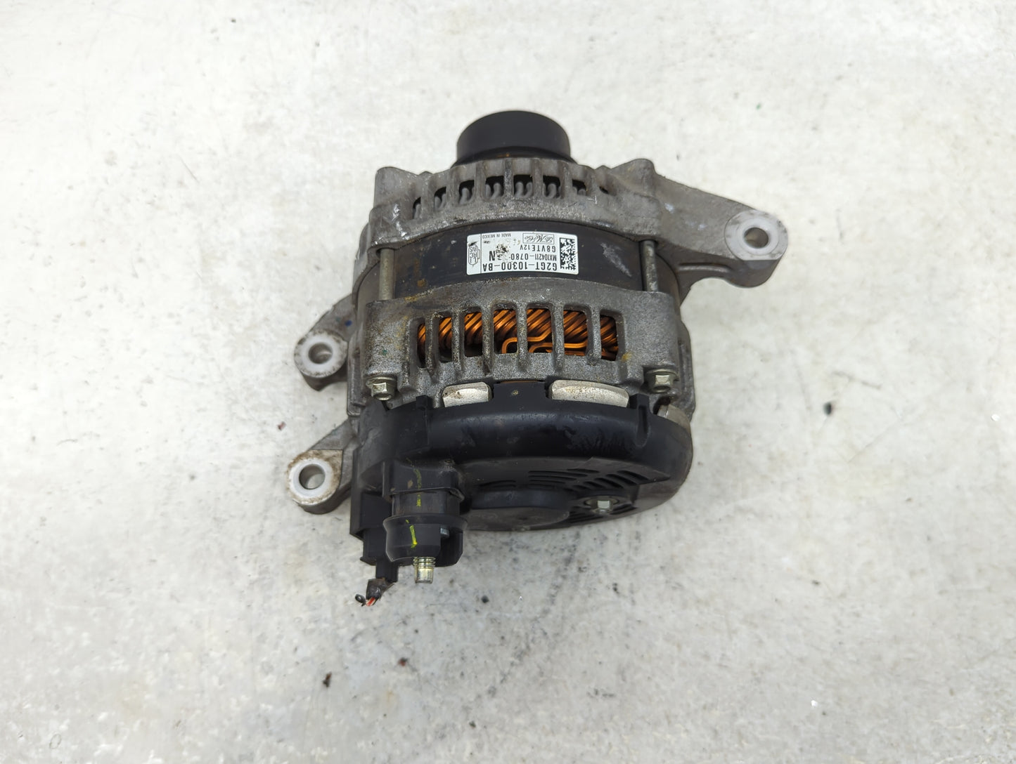 2015-2018 Ford Edge Alternator Replacement Generator Charging Assembly Engine OEM P/N:G2GT-10300-BA Fits OEM Used Auto Parts