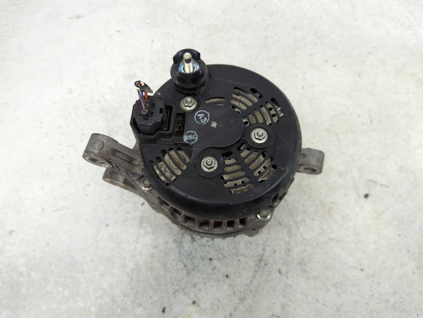 2015-2018 Ford Edge Alternator Replacement Generator Charging Assembly Engine OEM P/N:G2GT-10300-BA Fits OEM Used Auto Parts