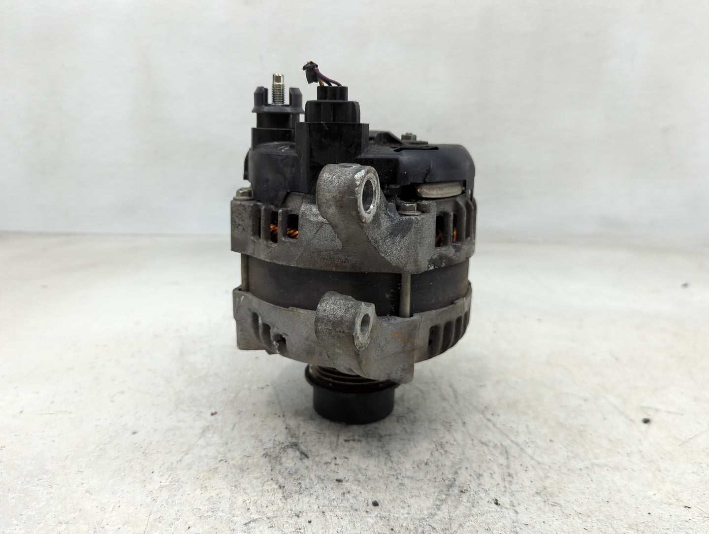 2015-2018 Ford Edge Alternator Replacement Generator Charging Assembly Engine OEM P/N:G2GT-10300-BA Fits OEM Used Auto Parts