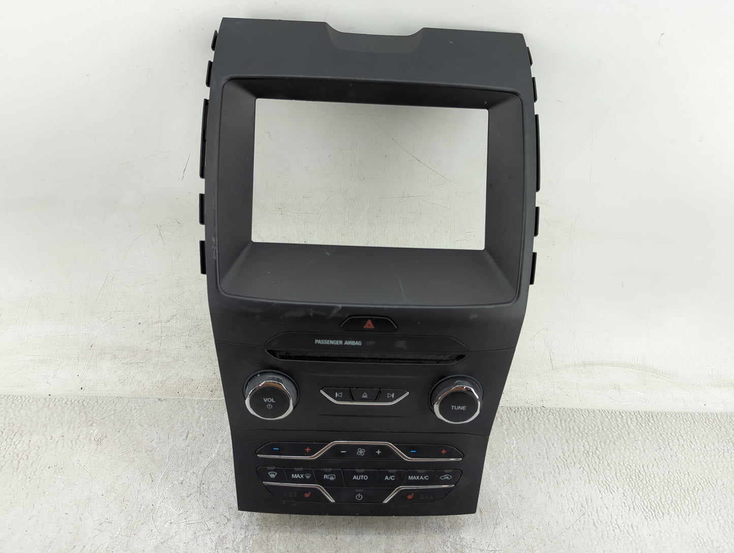 2015-2018 Ford Edge Radio Control Panel - Oemusedautoparts1.com