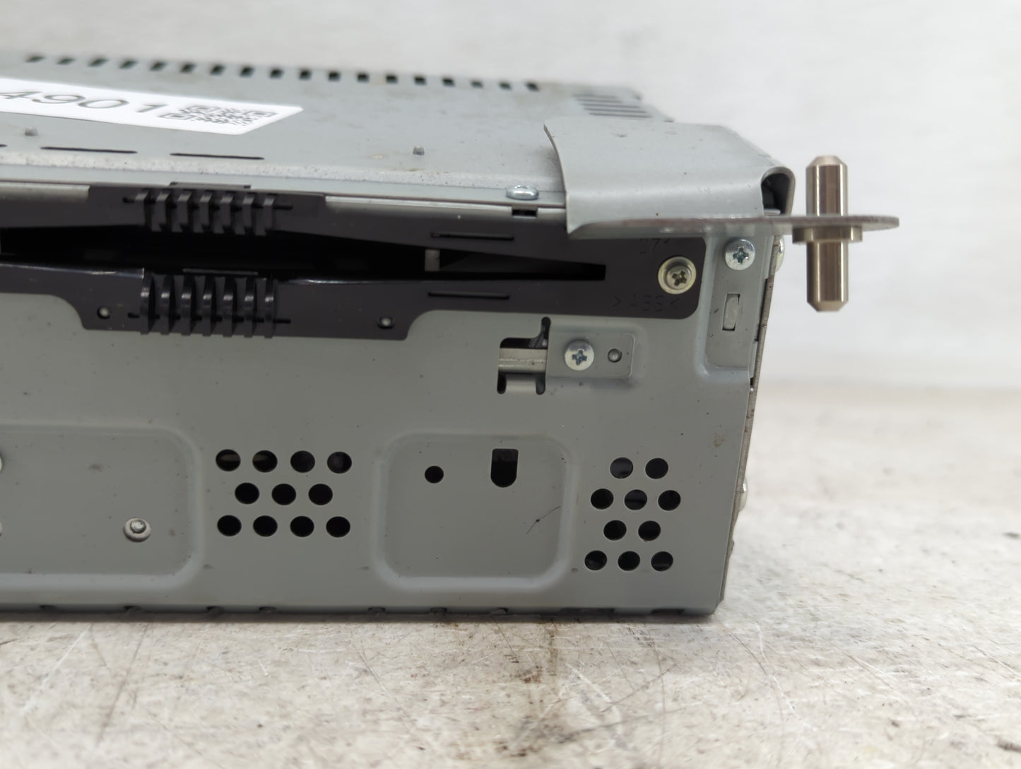 2015-2018 Ford Edge Radio AM FM Cd Player Receiver Replacement P/N:FT4T-19C107-FD Fits Fits 2015 2016 2017 2018 OEM Used Aut