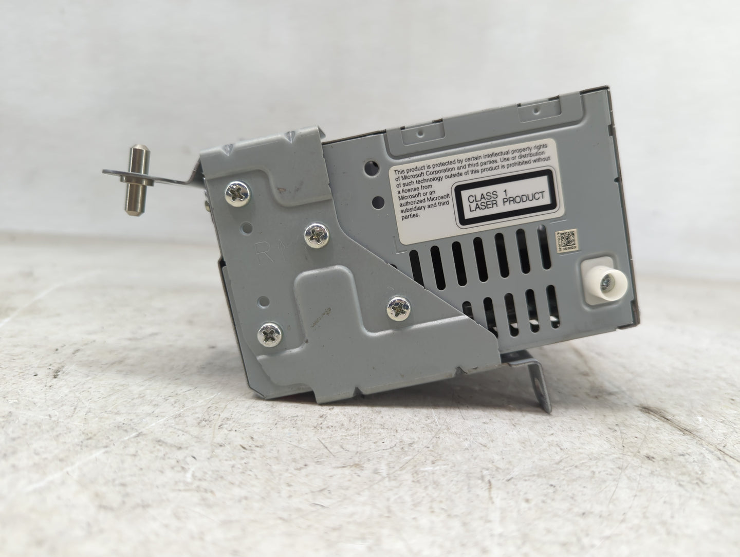 2015-2018 Ford Edge Radio AM FM Cd Player Receiver Replacement P/N:FT4T-19C107-FD Fits Fits 2015 2016 2017 2018 OEM Used Aut