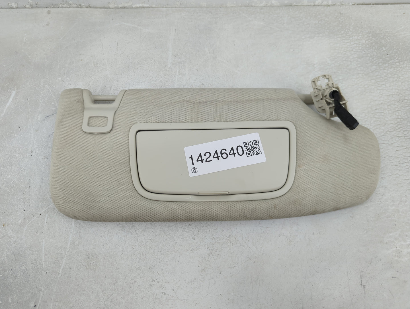 2015-2020 Ford Edge Sun Visor Shade Replacement Passenger Right Mirror Fits Fits 2015 2016 2017 2018 2019 2020 OEM Used Auto
