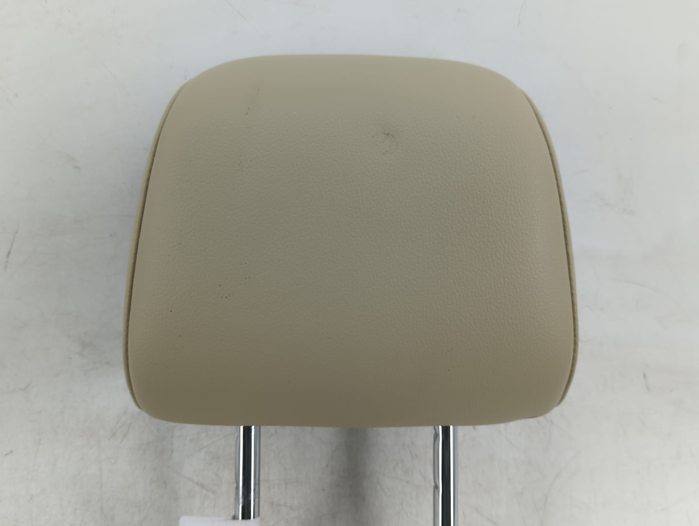 2017-2018 Ford Edge Headrest Head Rest Rear Seat Fits Fits 2017 2018 OEM Used Auto Parts - Oemusedautoparts1.com