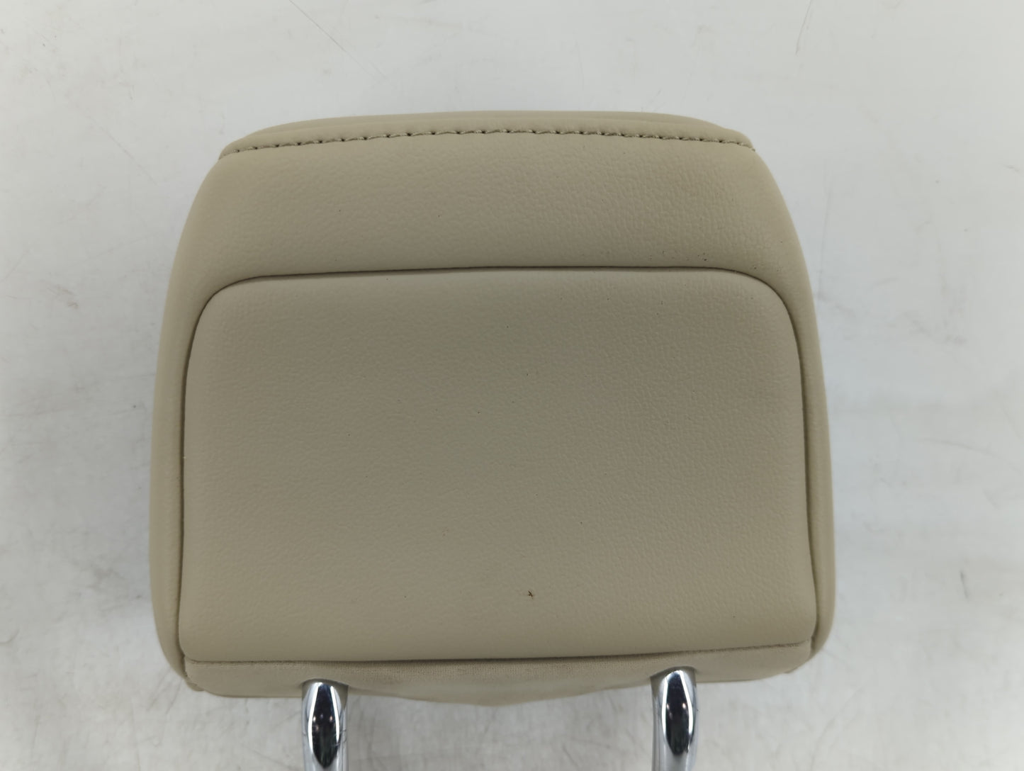 2017-2018 Ford Edge Headrest Head Rest Rear Seat Fits Fits 2017 2018 OEM Used Auto Parts - Oemusedautoparts1.com