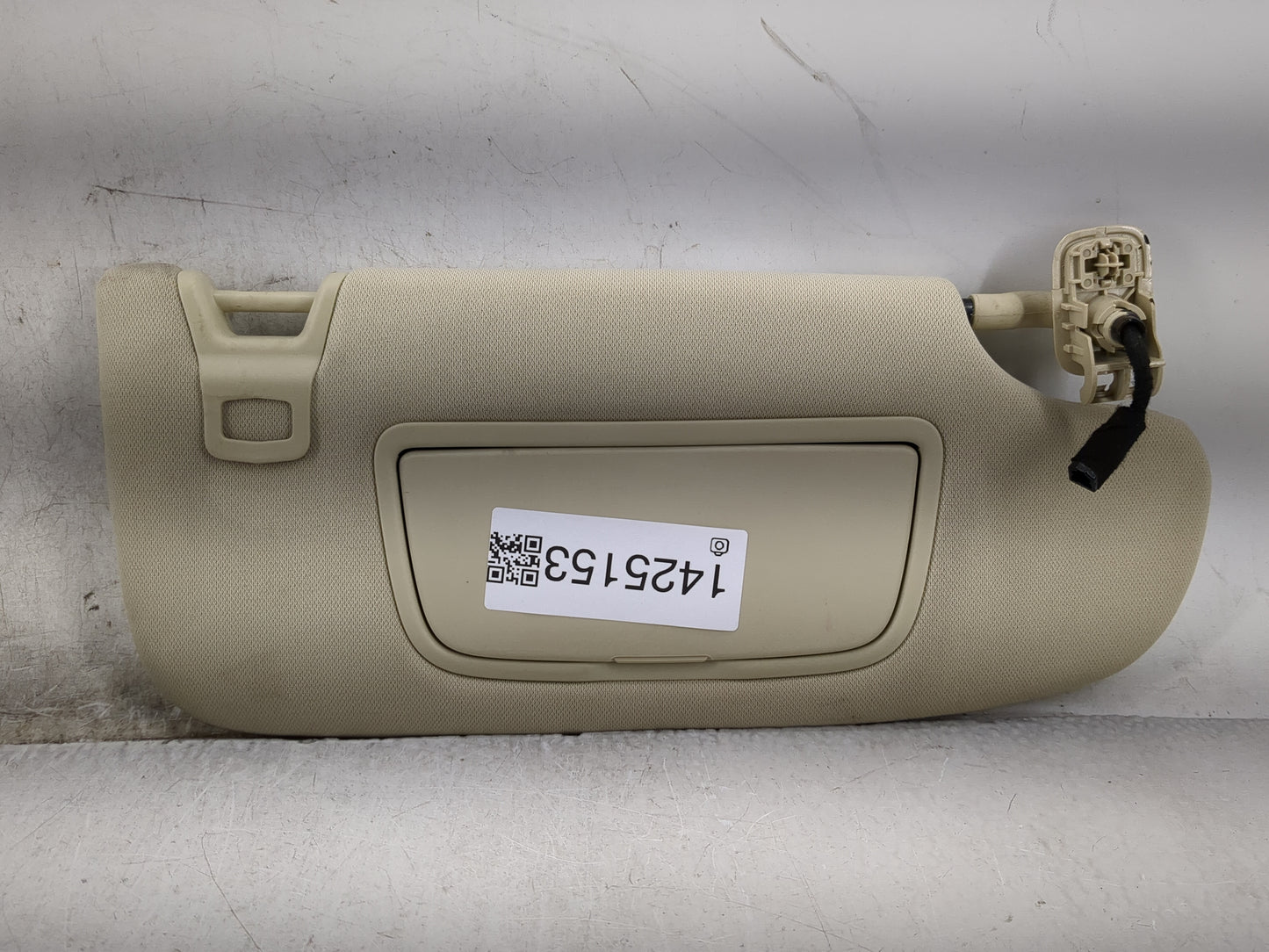 2015-2020 Ford Edge Sun Visor Shade Replacement Passenger Right Mirror Fits Fits 2015 2016 2017 2018 2019 2020 OEM Used Auto