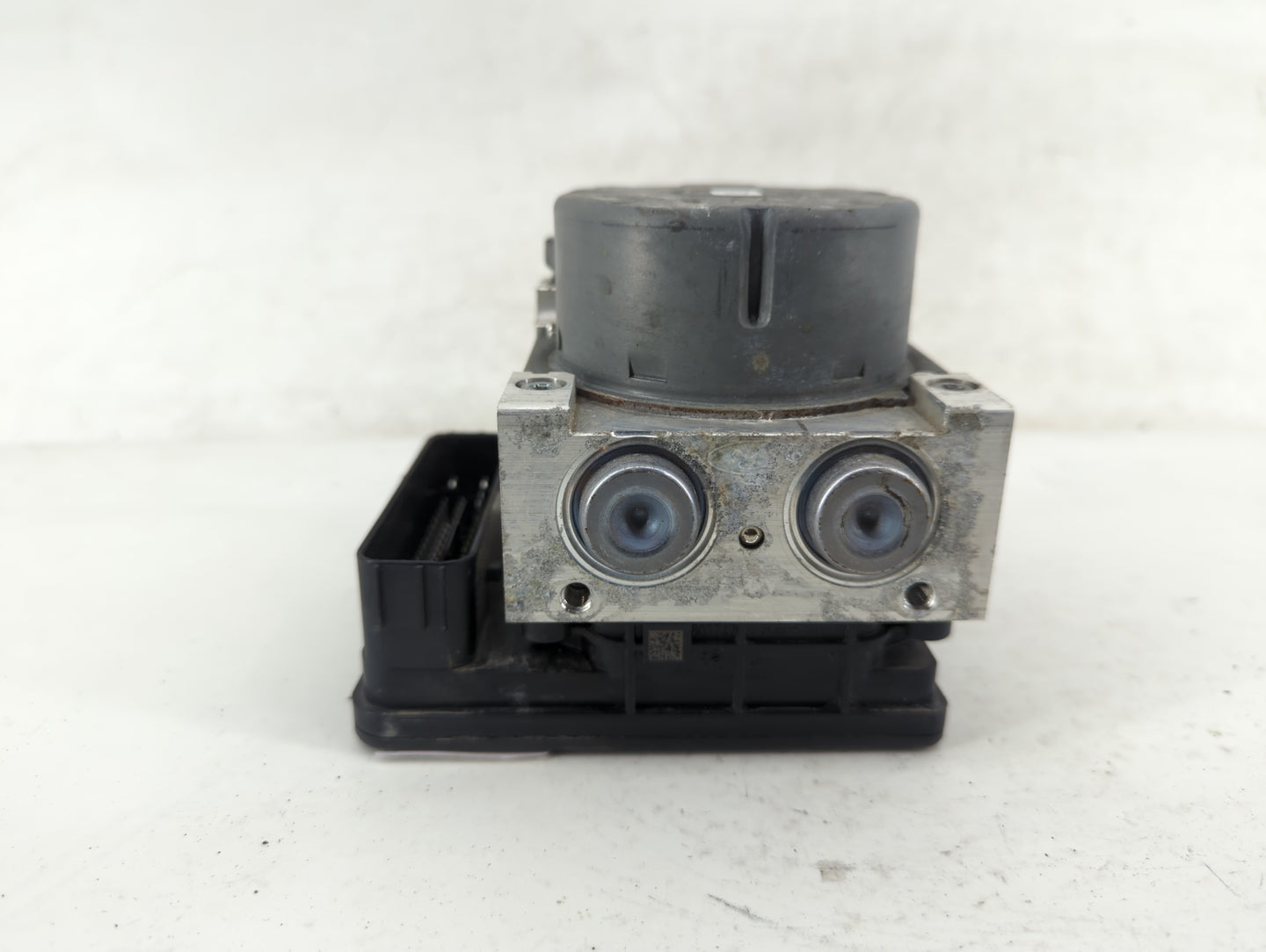 2015-2018 Ford Edge ABS Pump Control Module Replacement Fits Fits 2015 2016 2017 2018 OEM Used Auto Parts - Oemusedautoparts