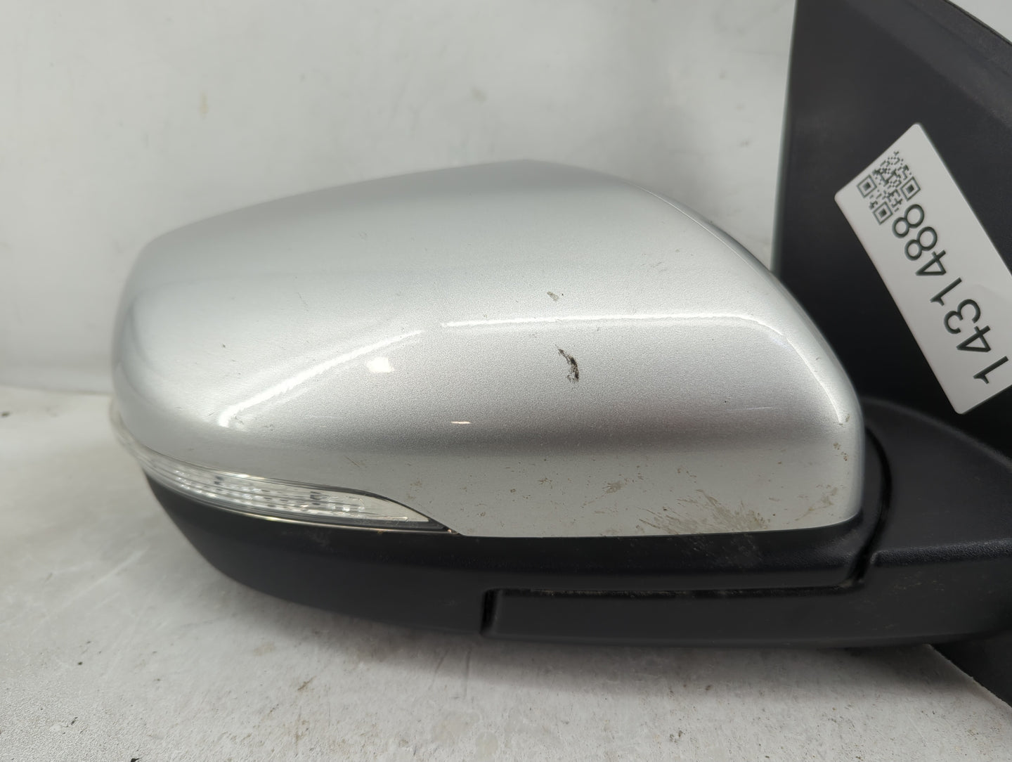 2015-2018 Ford Edge Driver Left Side View Power Door Mirror Silver - Oemusedautoparts1.com