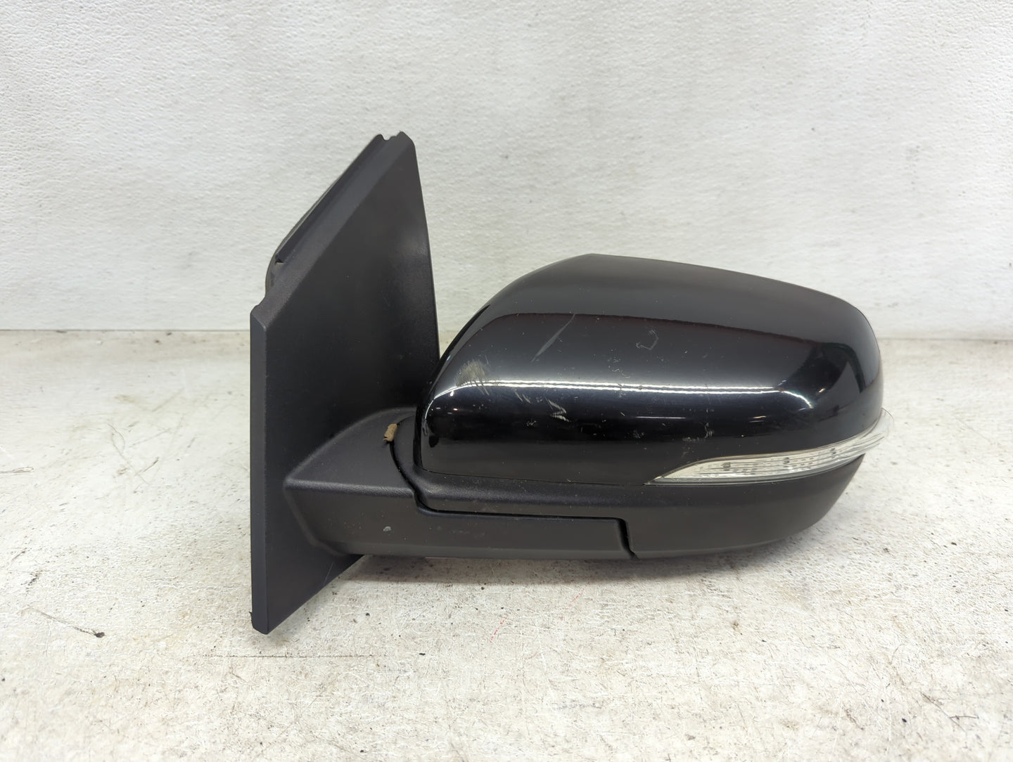 2015-2018 Ford Edge Driver Side View Mirror - Left Door Mirror OEM Used - Oemusedautoparts1.com
