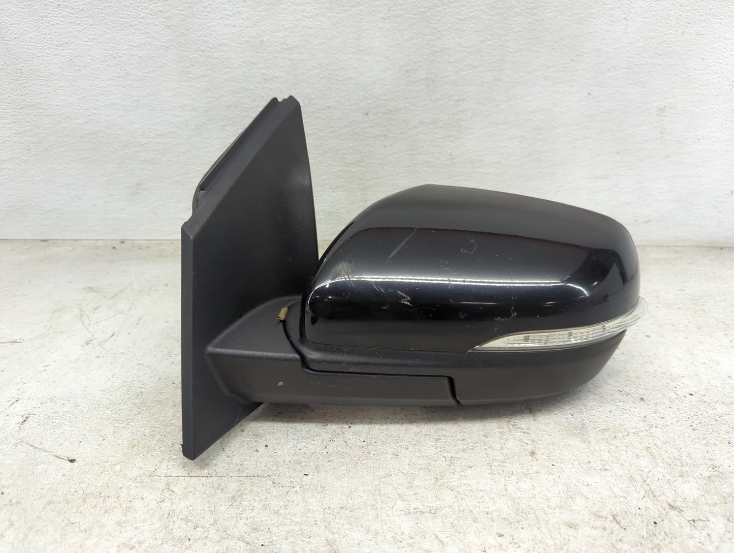 2015-2018 Ford Edge Driver Side View Mirror - Left Door Mirror OEM Used - Oemusedautoparts1.com