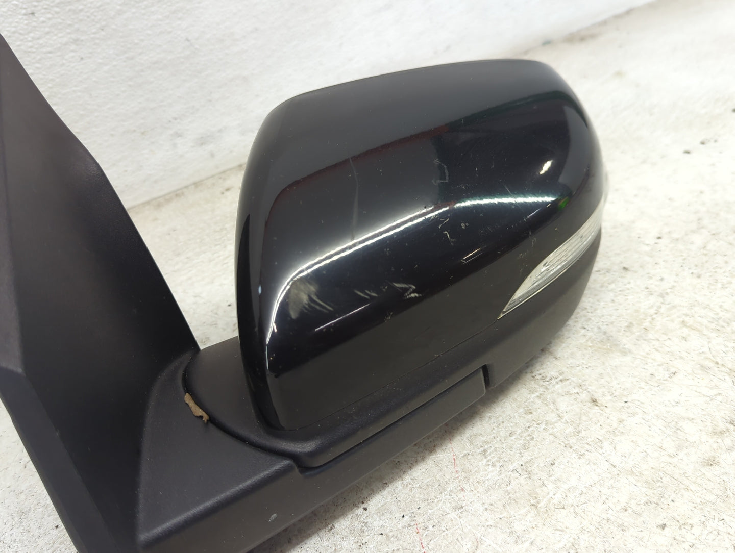 2015-2018 Ford Edge Driver Side View Mirror - Left Door Mirror OEM Used - Oemusedautoparts1.com