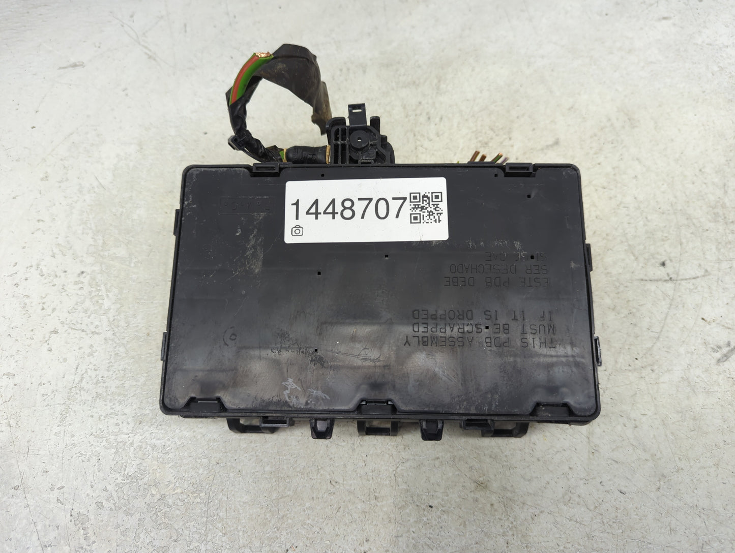 2015-2018 Ford Edge Fusebox Fuse Box Panel Relay Module P/N:G2GT14A067BC Fits Fits 2015 2016 2017 2018 OEM Used Auto Parts -