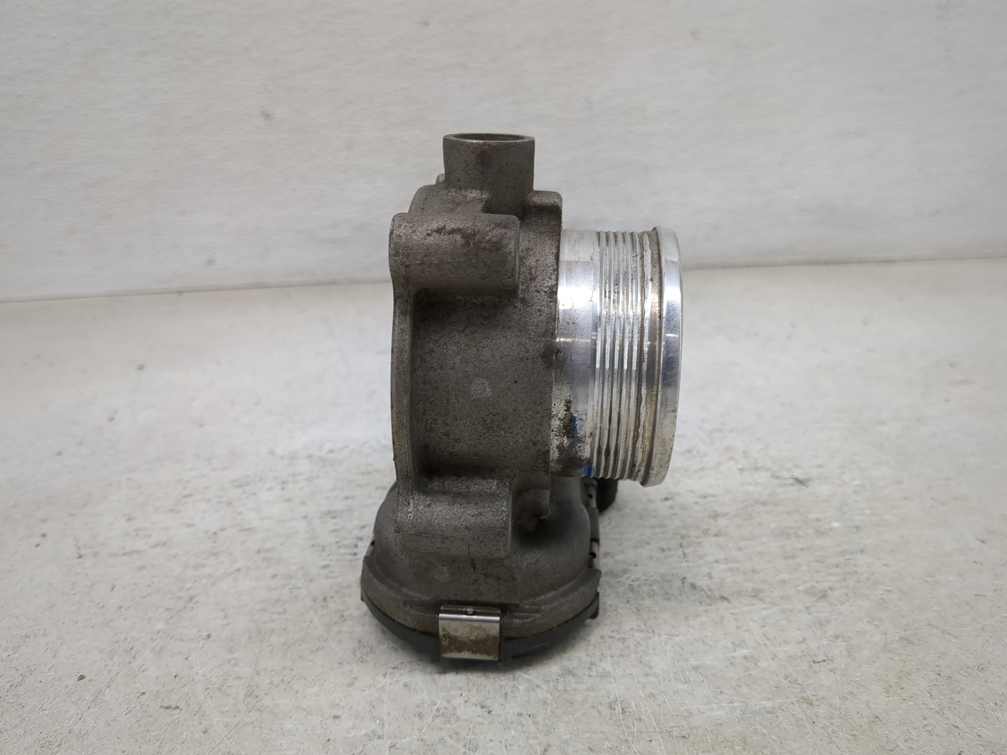 2015-2018 Ford Edge Throttle Body P/N:DS7E-9F991-BB 0280750576 Fits Fits 2014 2015 2016 2017 2018 2019 2020 2021 2022 OEM Us