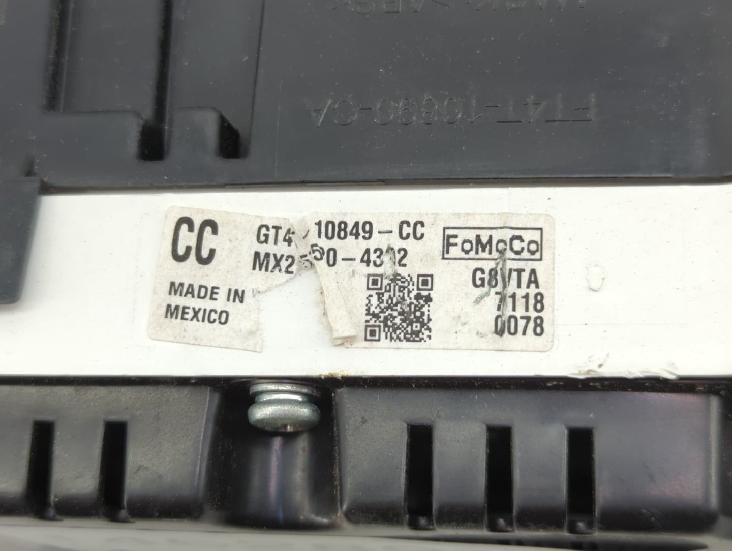2016-2018 Ford Edge Instrument Cluster Speedometer Gauges P/N:GT4T-10849-CC F14T-10890-CA Miles: Fits Fits 2016 2017 2018 OE