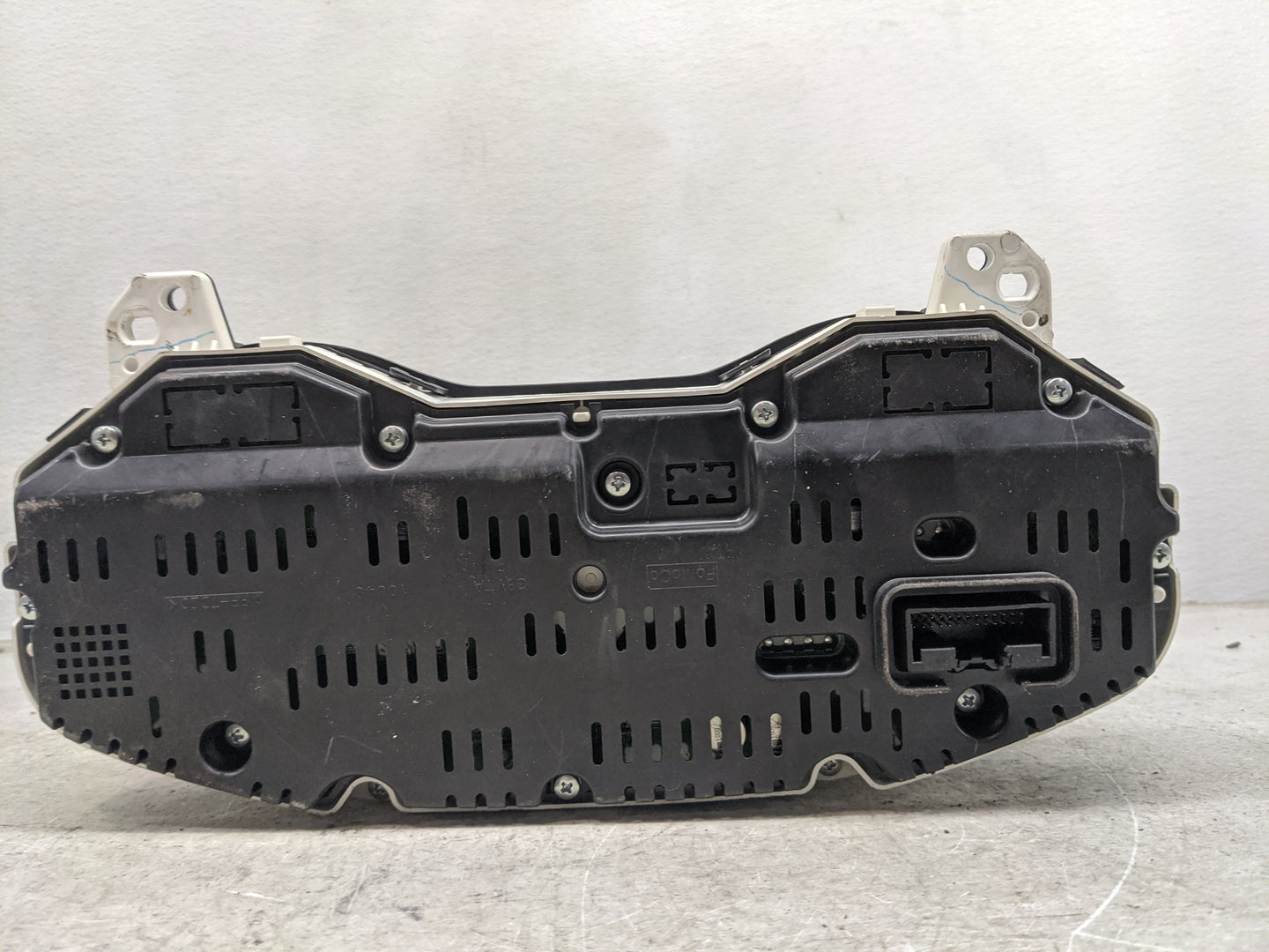 2016-2018 Ford Edge Instrument Cluster Speedometer Gauges P/N:GT4T-10849-CB FT4T-10890-CA Miles:109K Fits Fits 2016 2017 201