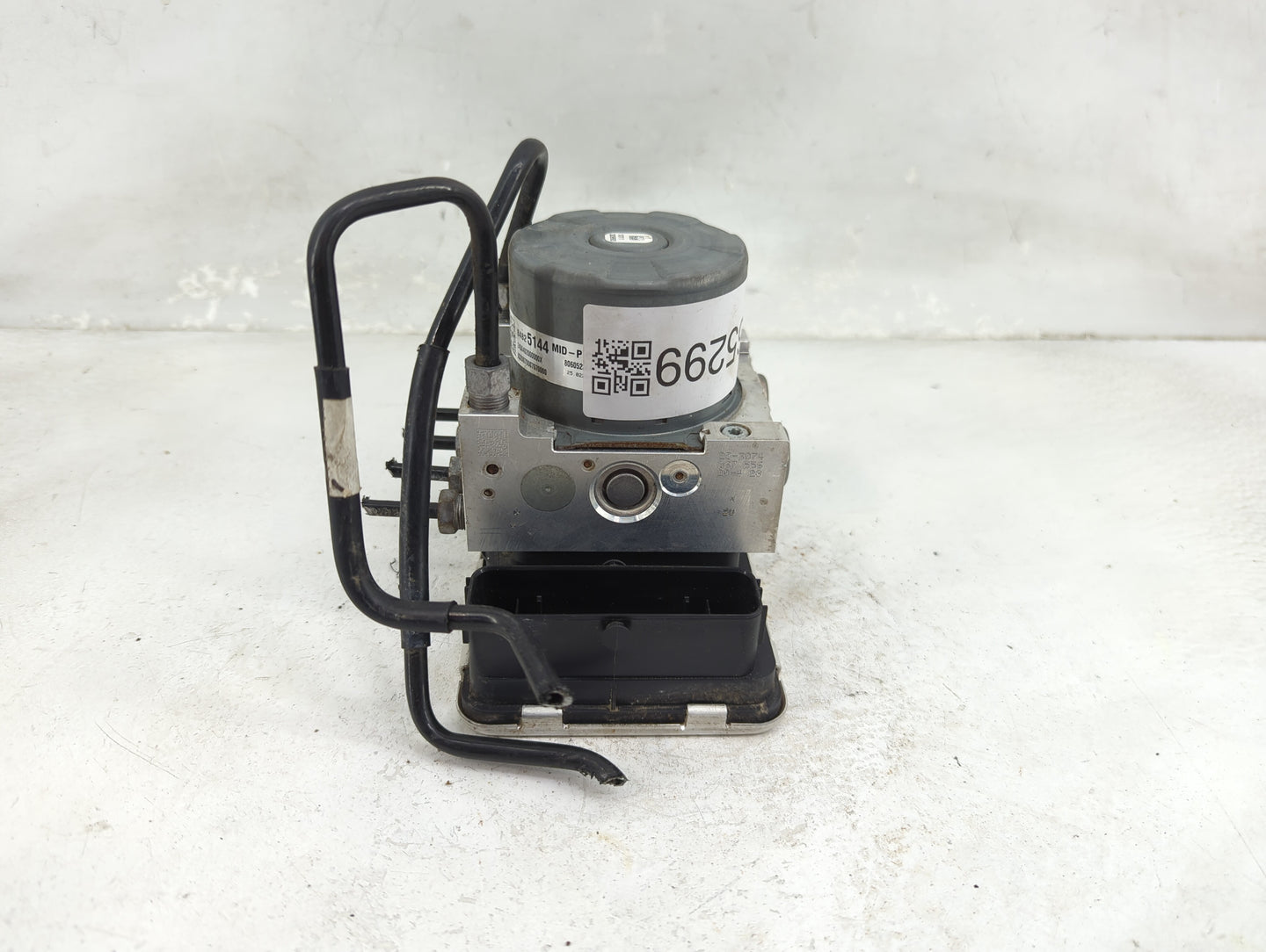 2015-2018 Ford Edge ABS Pump Control Module Replacement P/N:84825144 Fits Fits 2015 2016 2017 2018 OEM Used Auto Parts - Oem