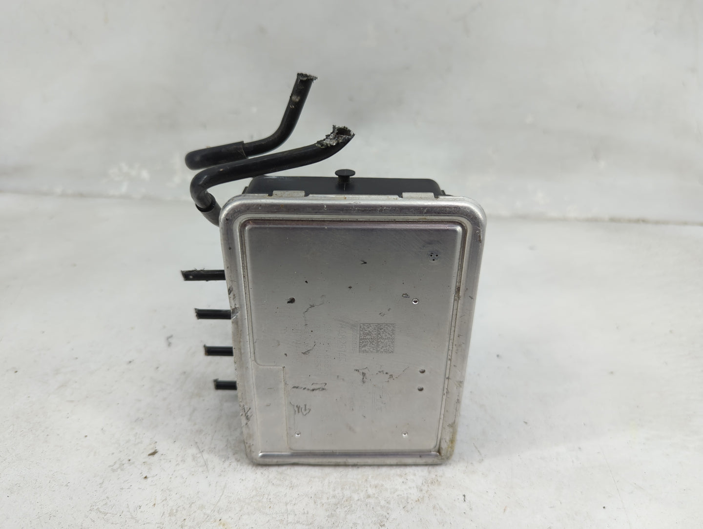 2015-2018 Ford Edge ABS Pump Control Module Replacement P/N:84825144 Fits Fits 2015 2016 2017 2018 OEM Used Auto Parts - Oem