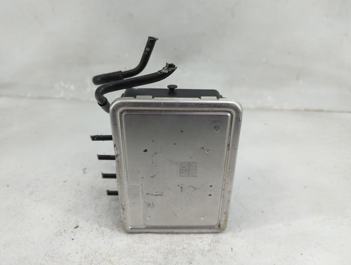 2015-2018 Ford Edge Anti-Lock Brake ABS Pump Module Actuator OEM P/N:84825144 Fits Fits 2015 2016 2017 2018 OEM Used Auto Pa
