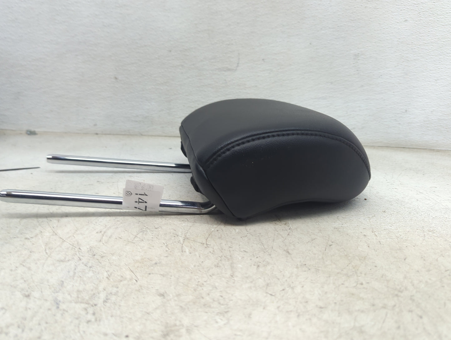 2017-2018 Ford Edge Headrest Head Rest Front Driver Passenger Seat Fits Fits 2017 2018 OEM Used Auto Parts - Oemusedautopart