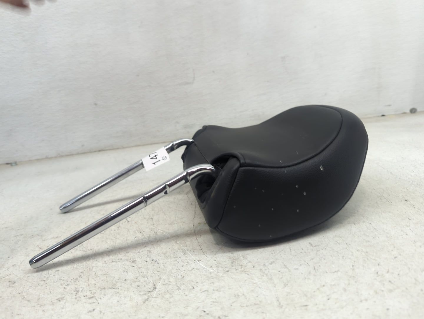 2017 Ford Edge Headrest Head Rest Front Driver Passenger Seat Fits OEM Used Auto Parts - Oemusedautoparts1.com