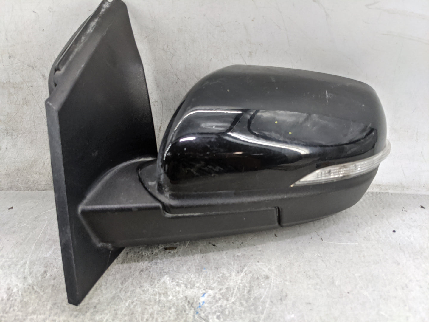 2015-2018 Ford Edge Driver Side View Mirror - Left Door Mirror OEM Used - Oemusedautoparts1.com