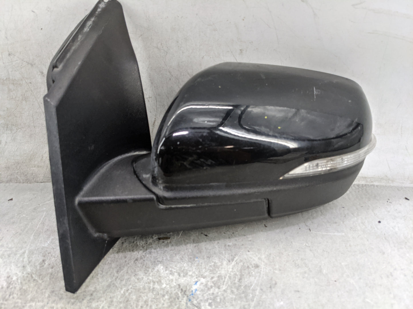 2015-2018 Ford Edge Driver Side View Mirror - Left Door Mirror OEM Used - Oemusedautoparts1.com