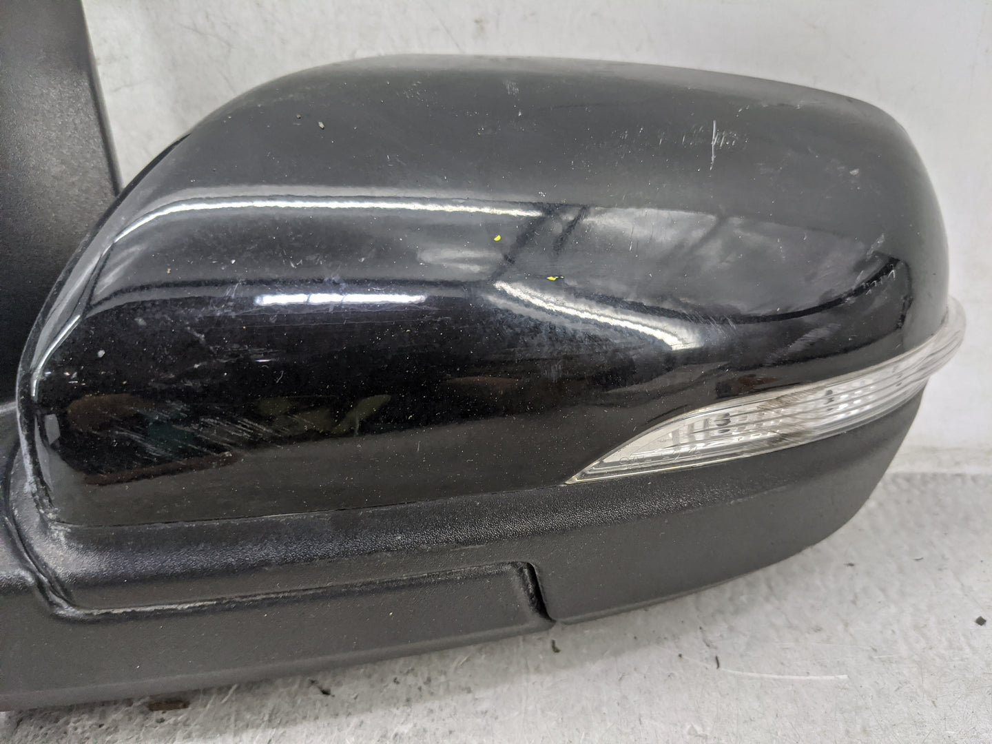 2015-2018 Ford Edge Driver Side View Mirror - Left Door Mirror OEM Used - Oemusedautoparts1.com