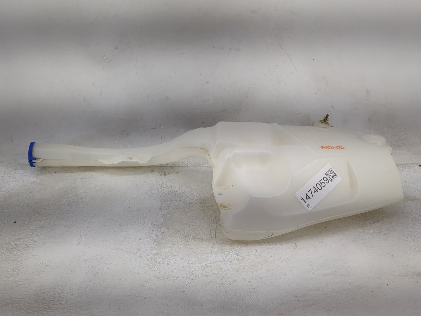 2016-2020 Ford Edge Windshield Washer Fluid Reservoir Bottle Oem 1474059 - Oemusedautoparts1.com