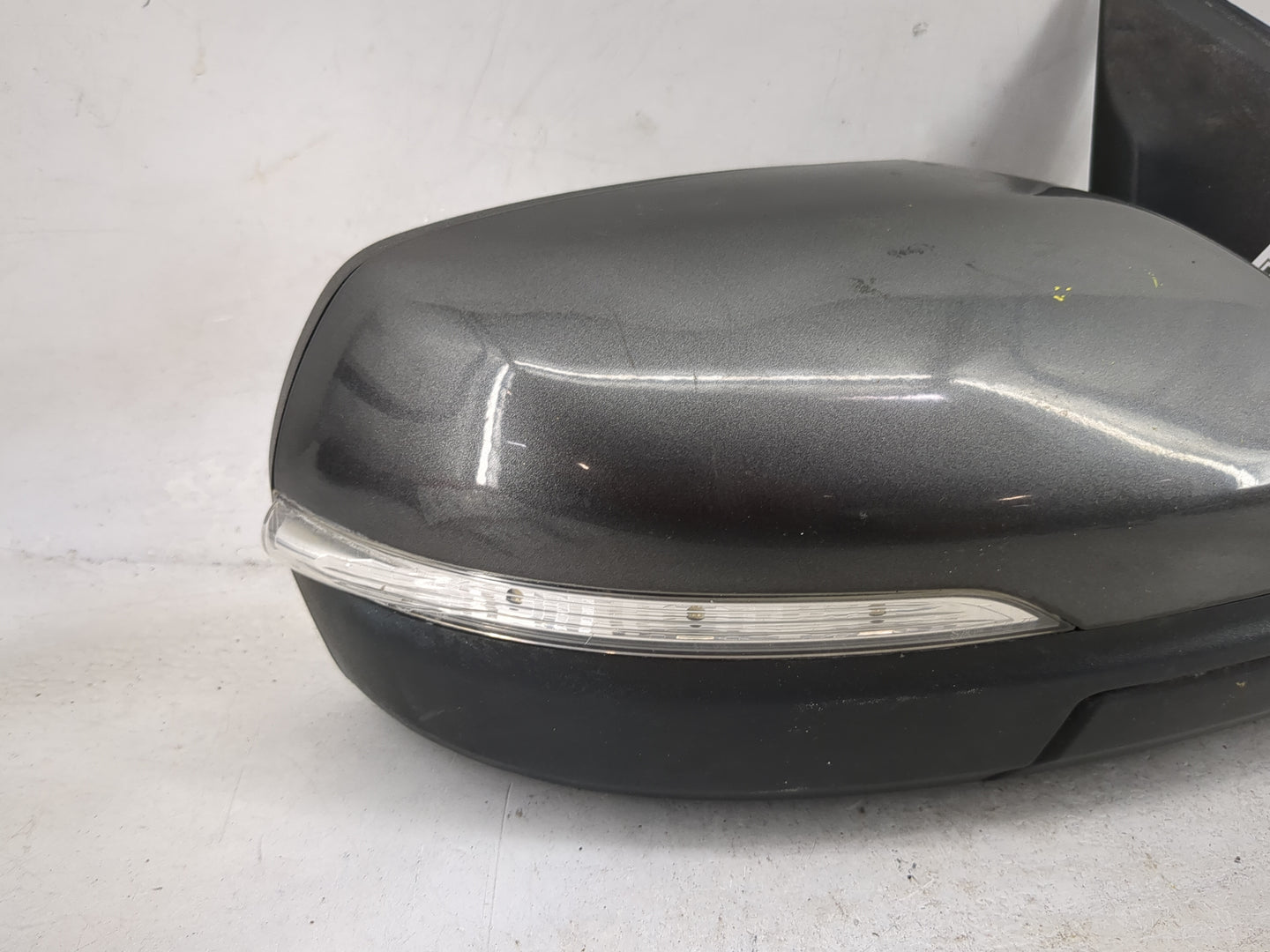 2015-2018 Ford Edge Passenger Side View Mirror - Right Door Mirror OEM Used - Oemusedautoparts1.com