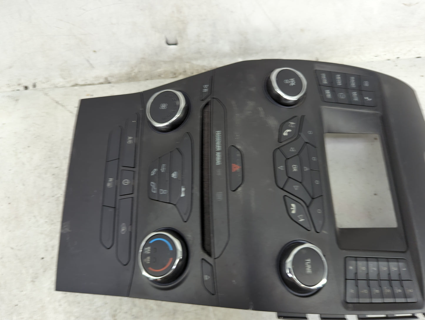 2015-2018 Ford Edge Radio Control Panel 1489574 - Oemusedautoparts1.com