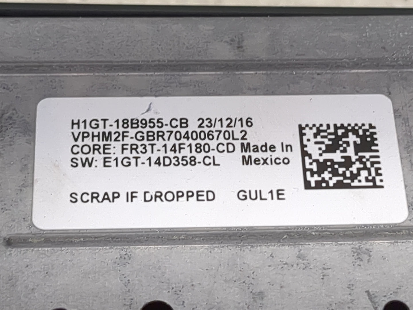 2016-2018 Ford Edge Information Display Screen 1494808 - Oemusedautoparts1.com