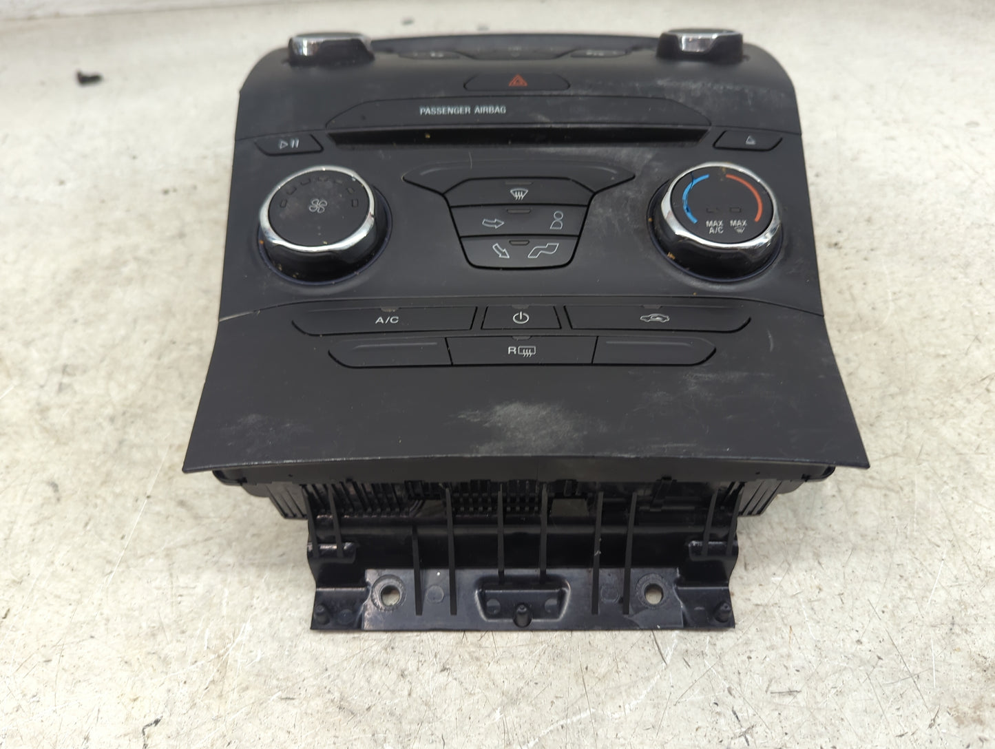 2015-2018 Ford Edge Radio Control Panel 1496263 - Oemusedautoparts1.com