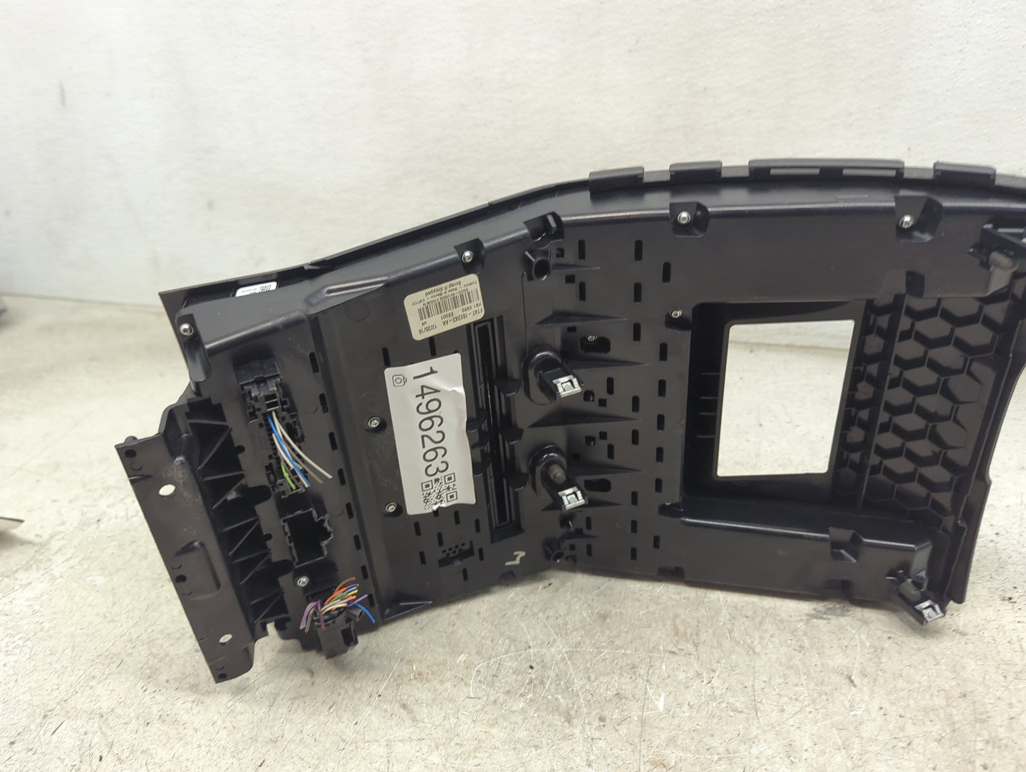2015-2018 Ford Edge Radio Control Panel 1496263 - Oemusedautoparts1.com