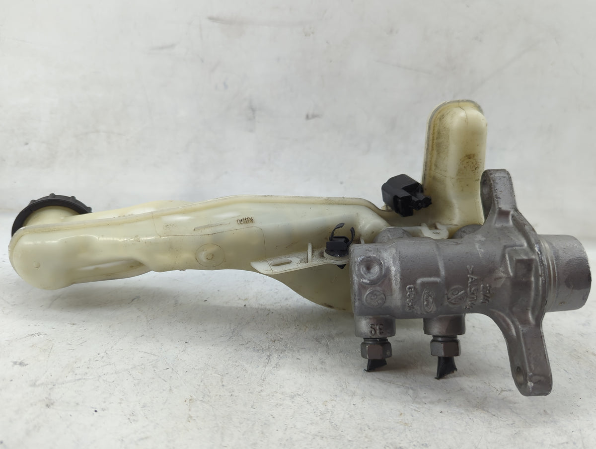 2015-2020 Ford Edge Brake Master Cylinder 1498762 - Oemusedautoparts1.com