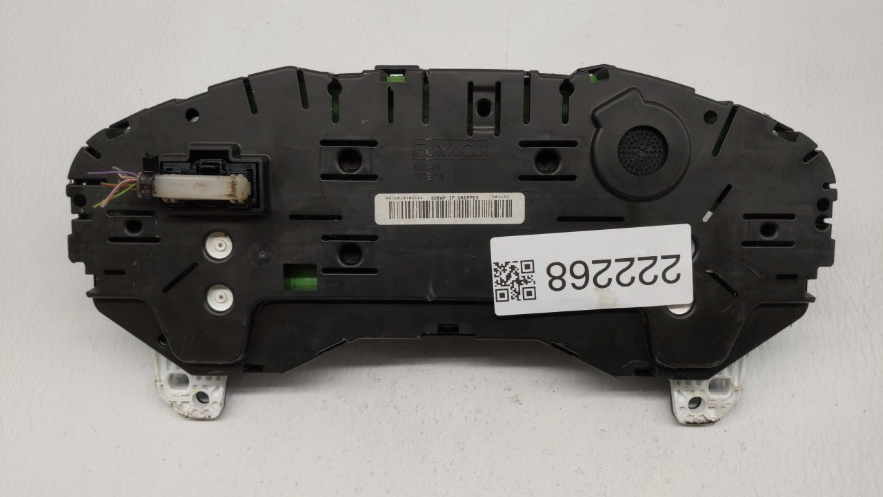 2016-2018 Ford Edge Instrument Cluster Speedometer Gauges P/N:GT4T-10849-AB Fits Fits 2016 2017 2018 OEM Used Auto Parts - O
