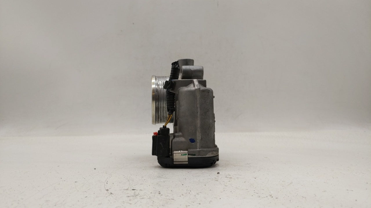 2015-2018 Ford Edge Throttle Body P/N:DS7E-9F991-BB Fits Fits 2014 2015 2016 2017 2018 2019 OEM Used Auto Parts - Oemusedaut