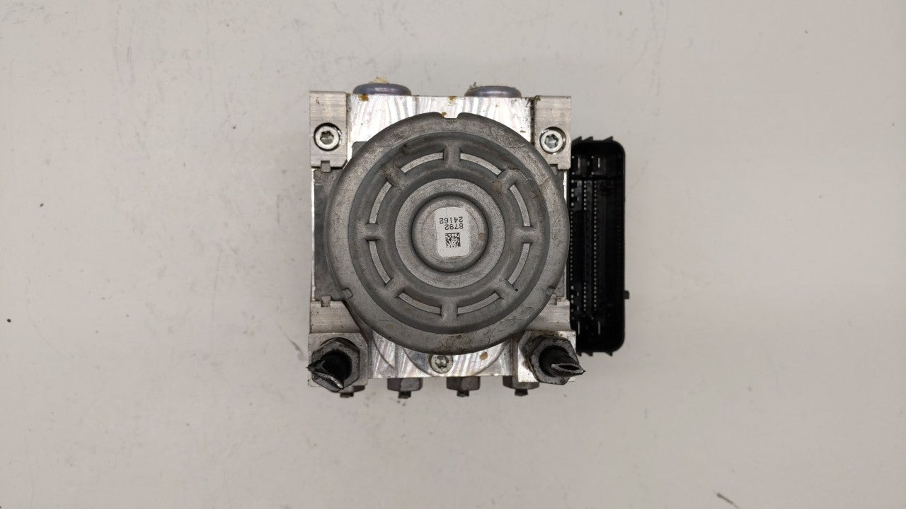 2015-2018 Ford Edge ABS Pump Control Module Replacement P/N:F2GC-2C405-AG F2GC-2C405-AK Fits Fits 2015 2016 2017 2018 OEM Us