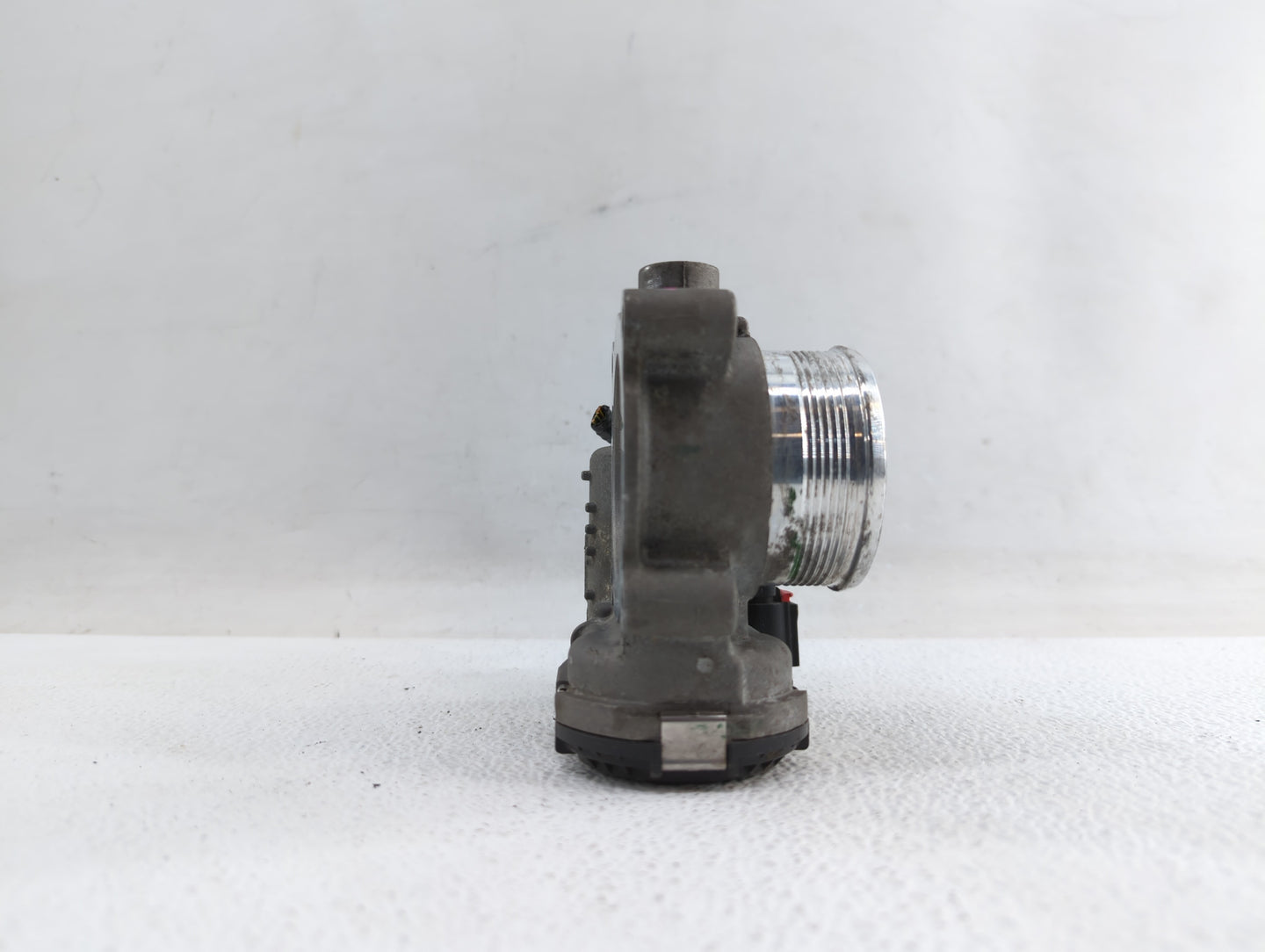 2015-2018 Ford Edge Throttle Body P/N:DS7E-9F991-BB Fits Fits 2014 2015 2016 2017 2018 2019 OEM Used Auto Parts - Oemusedaut