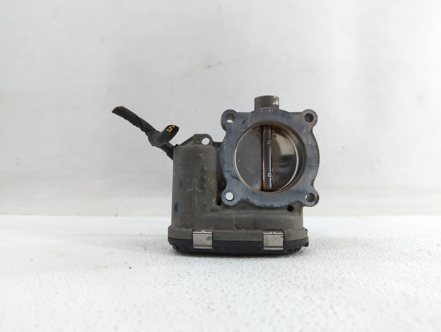 2015-2018 Ford Edge Throttle Body P/N:DS7E-9F991-BB Fits Fits 2014 2015 2016 2017 2018 2019 OEM Used Auto Parts - Oemusedaut