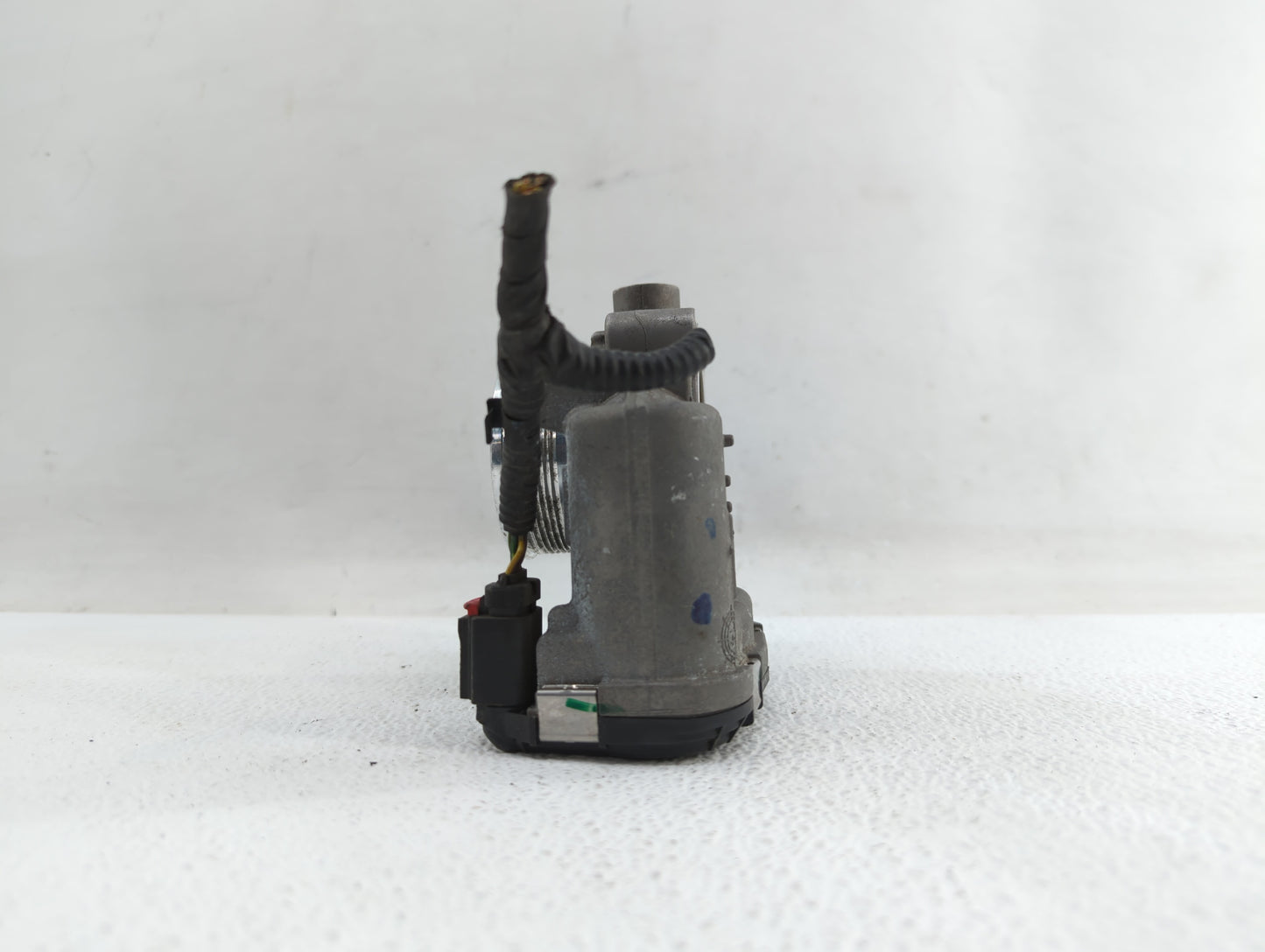 2015-2018 Ford Edge Throttle Body P/N:DS7E-9F991-BB Fits Fits 2014 2015 2016 2017 2018 2019 OEM Used Auto Parts - Oemusedaut