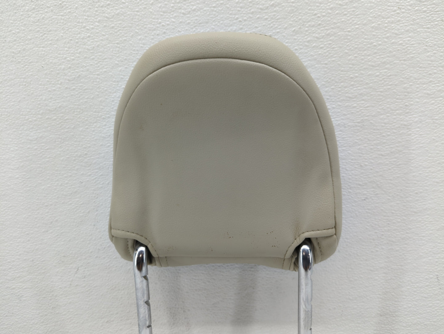2017-2020 Ford Edge Headrest Head Rest Rear Seat Beige - Oemusedautoparts1.com