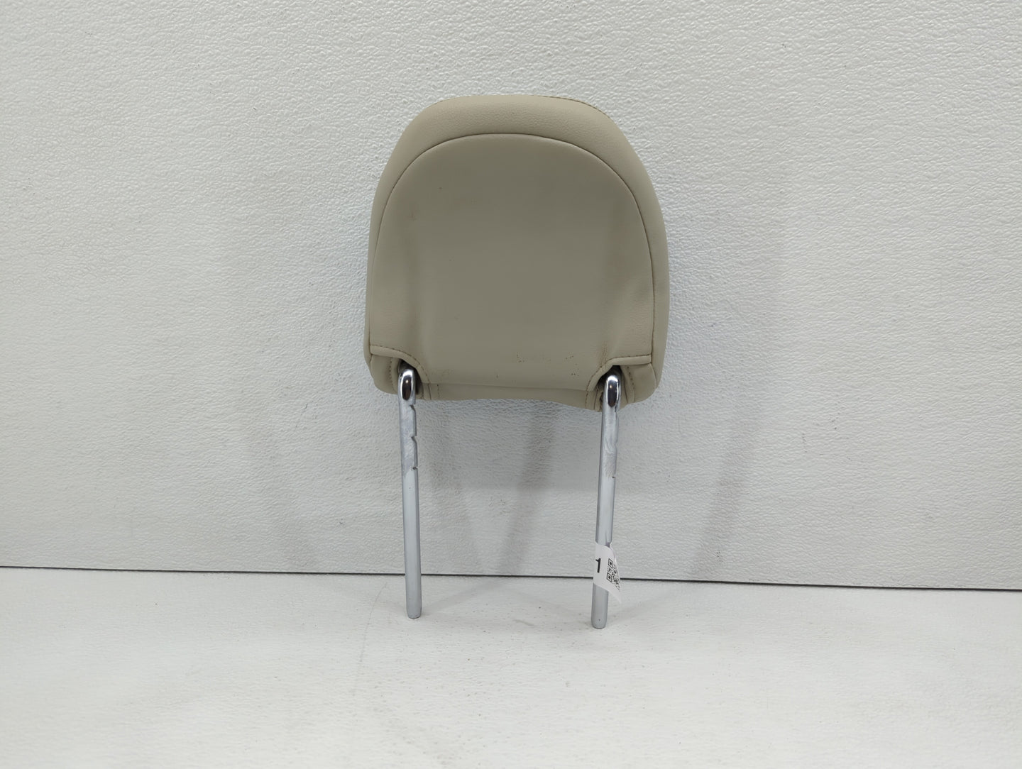 2017-2020 Ford Edge Headrest Head Rest Rear Seat Beige - Oemusedautoparts1.com